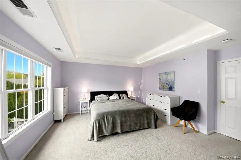 38 Ovation Court White Plains NY 10603