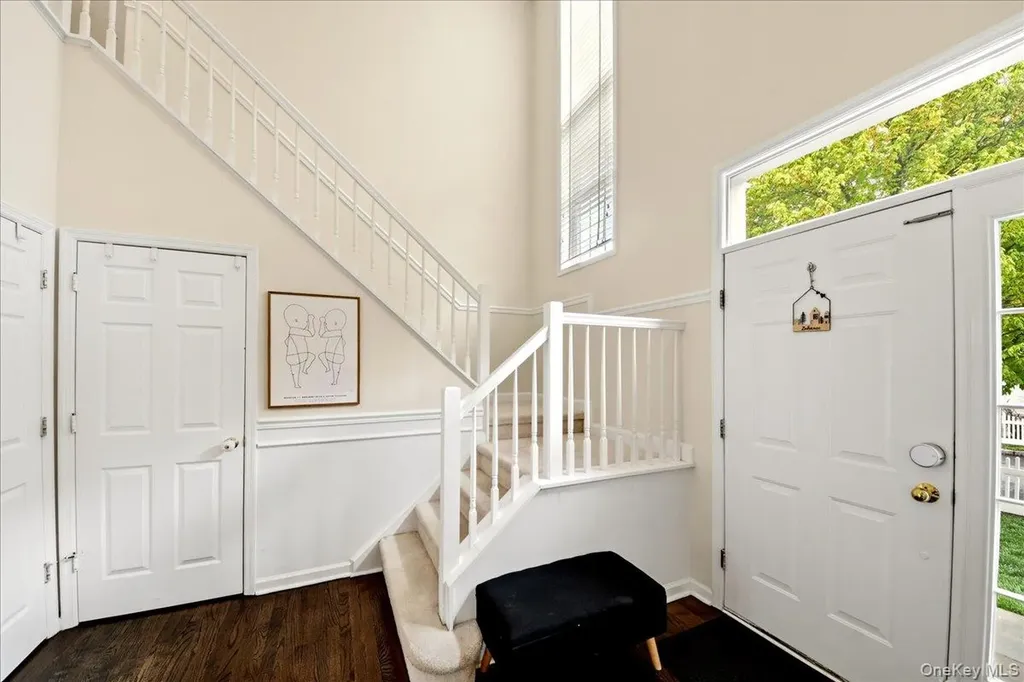 38 Ovation Court White Plains NY 10603