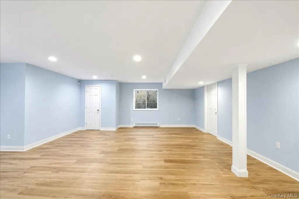 38 Ovation Court White Plains NY 10603