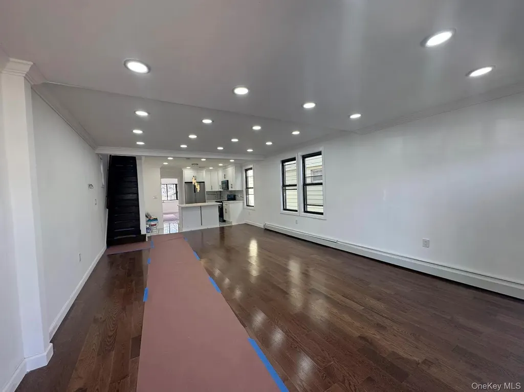 14944 20th Avenue Whitestone NY 11357