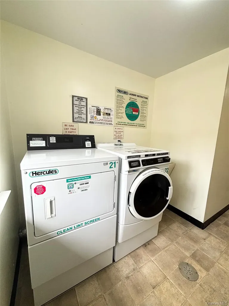 6 Rolling Way Peekskill NY 10566