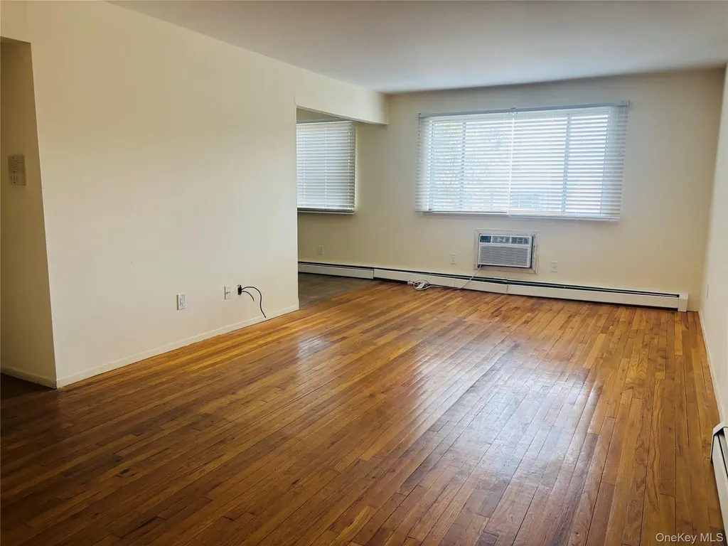 6 Rolling Way Peekskill NY 10566