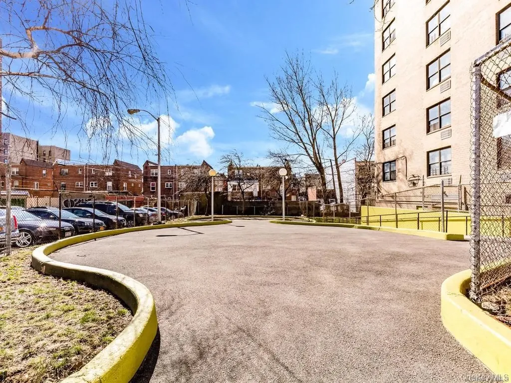 1966 Newbold Avenue Bronx NY 10472