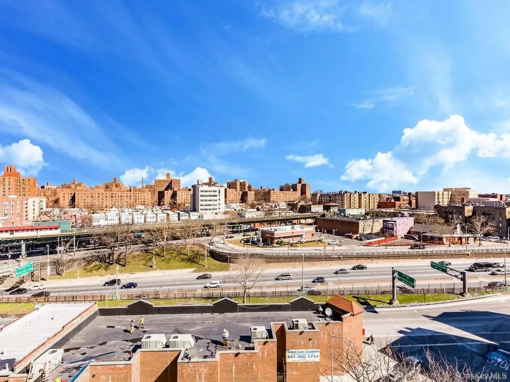 1966 Newbold Avenue Bronx NY 10472
