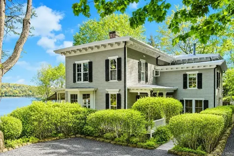 34 Lawrence Lane Palisades NY 10964