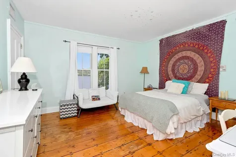 34 Lawrence Lane Palisades NY 10964