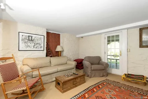 34 Lawrence Lane Palisades NY 10964