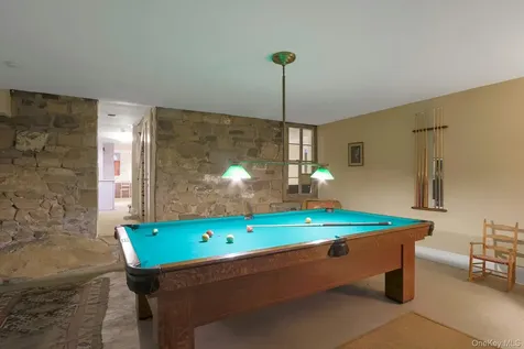 34 Lawrence Lane Palisades NY 10964