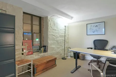 34 Lawrence Lane Palisades NY 10964