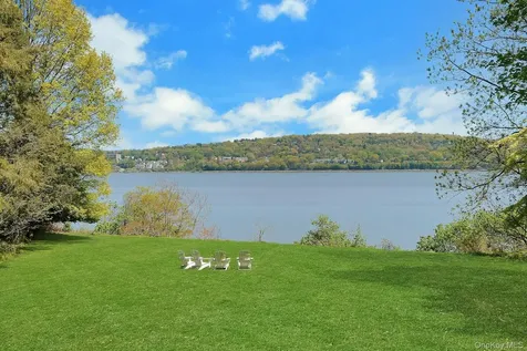 34 Lawrence Lane Palisades NY 10964