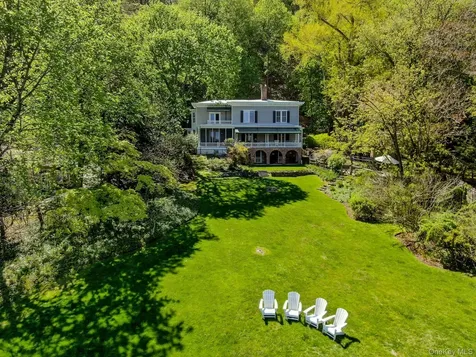 34 Lawrence Lane Palisades NY 10964