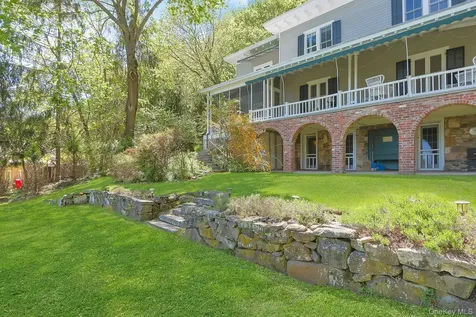 34 Lawrence Lane Palisades NY 10964