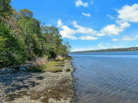 34 Lawrence Lane Palisades NY 10964