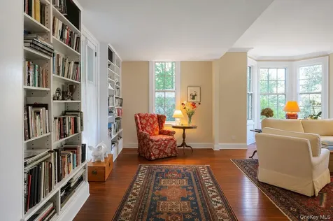 34 Lawrence Lane Palisades NY 10964