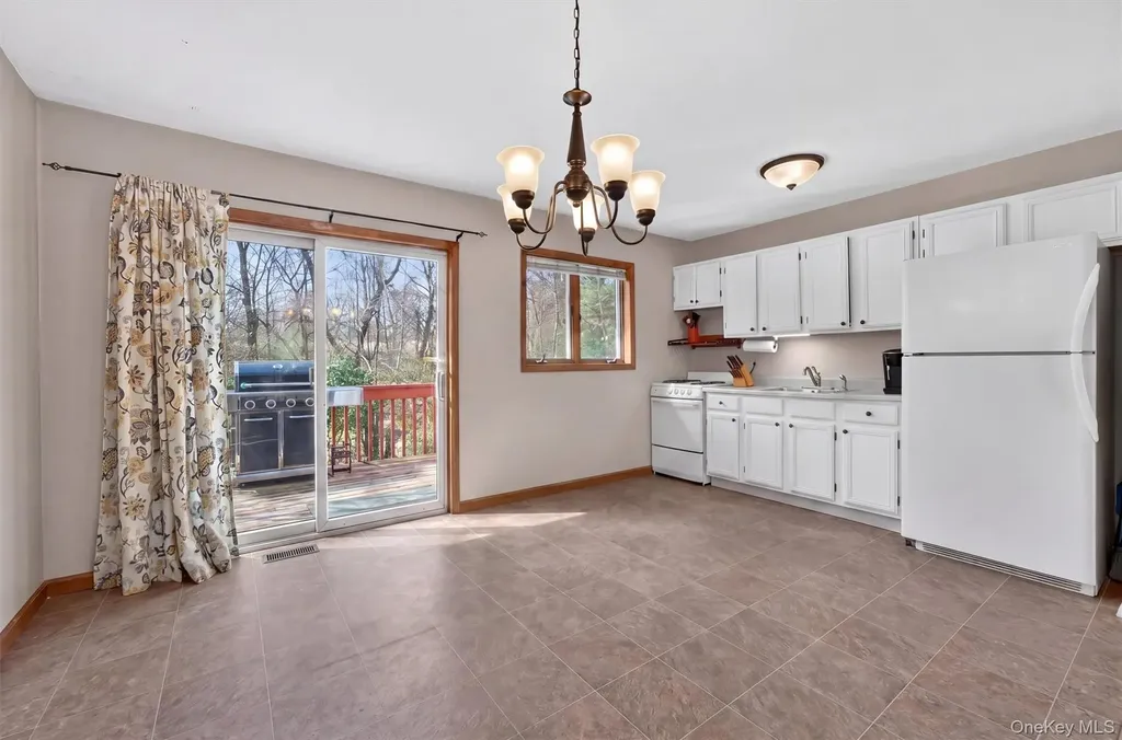 11 Kent Road Airmont NY 10952