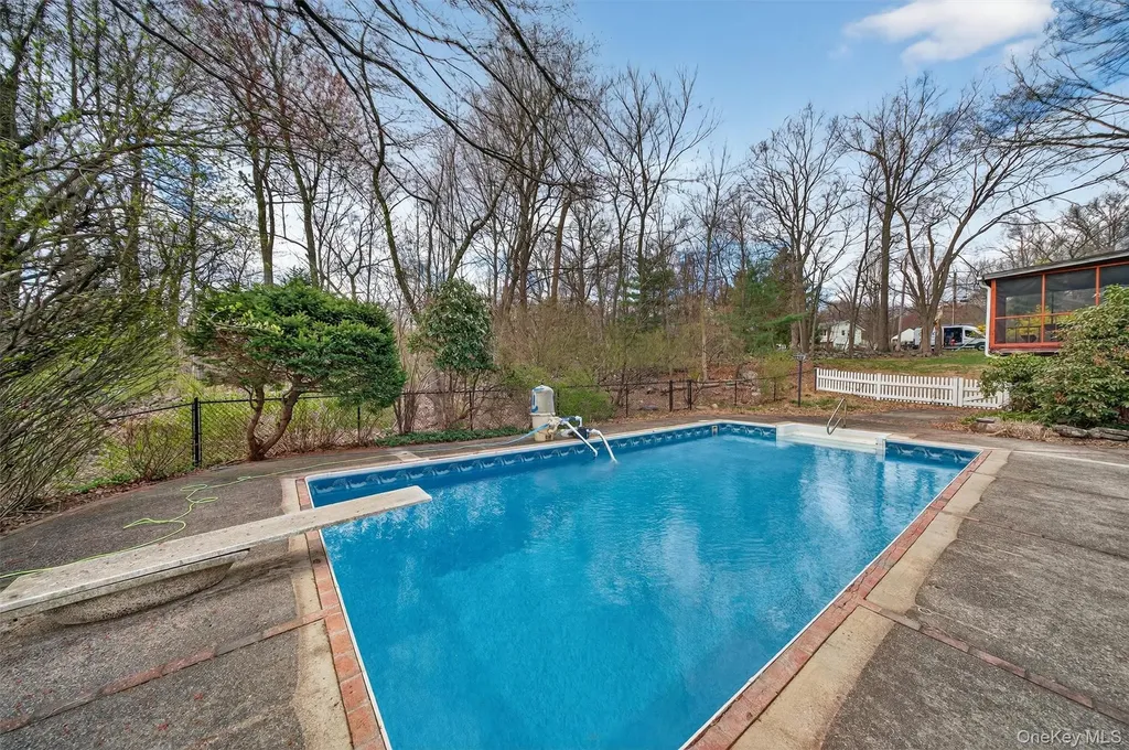 11 Kent Road Airmont NY 10952