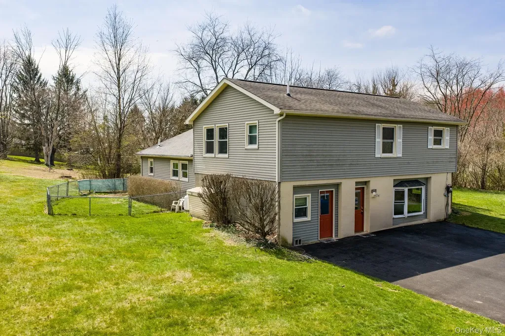 20 Winding Hills Drive Florida NY 10921