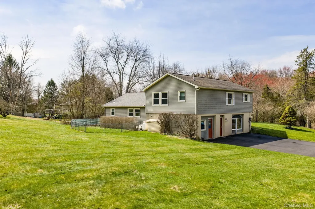 20 Winding Hills Drive Florida NY 10921
