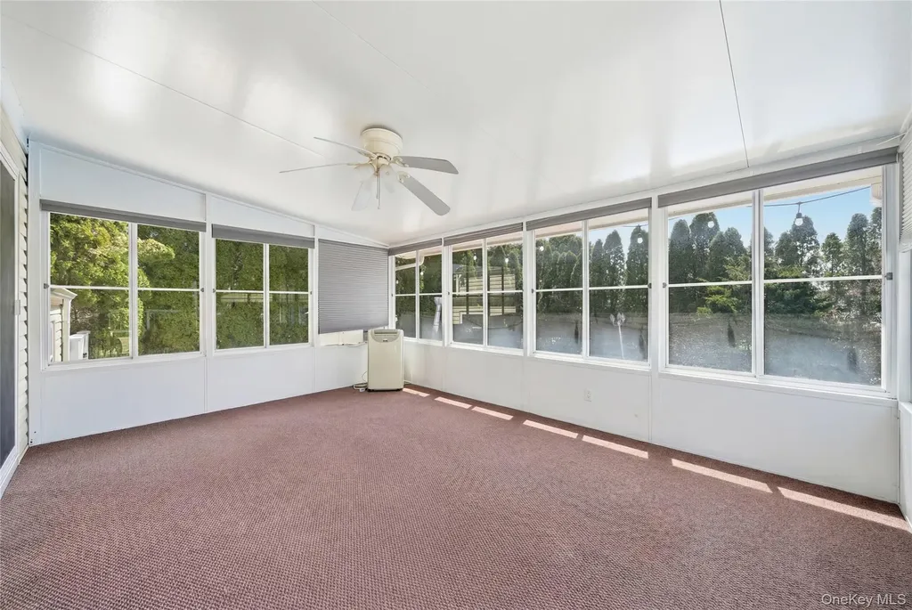 32 46th Street Islip NY 11751