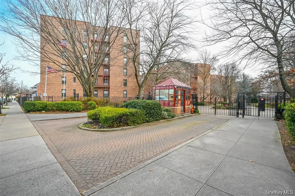 15030 71st Avenue Flushing NY 11367