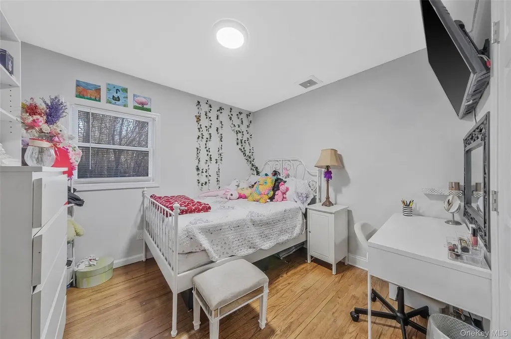 231 W Woodside Avenue Patchogue NY 11772
