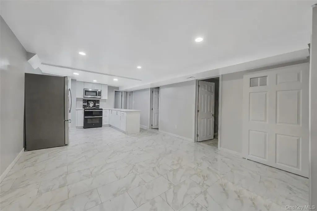231 W Woodside Avenue Patchogue NY 11772