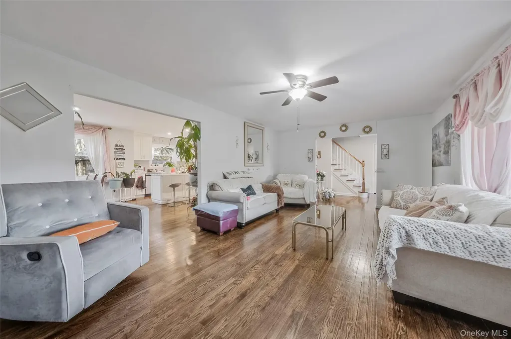 231 W Woodside Avenue Patchogue NY 11772