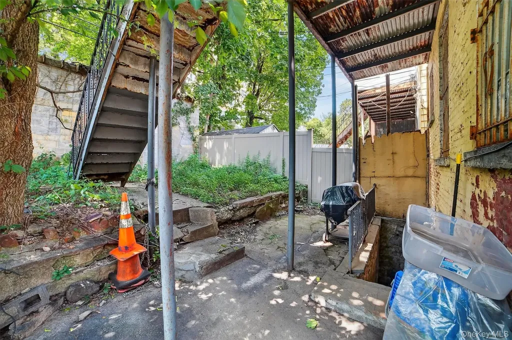 105 Palisade Avenue Yonkers NY 10701