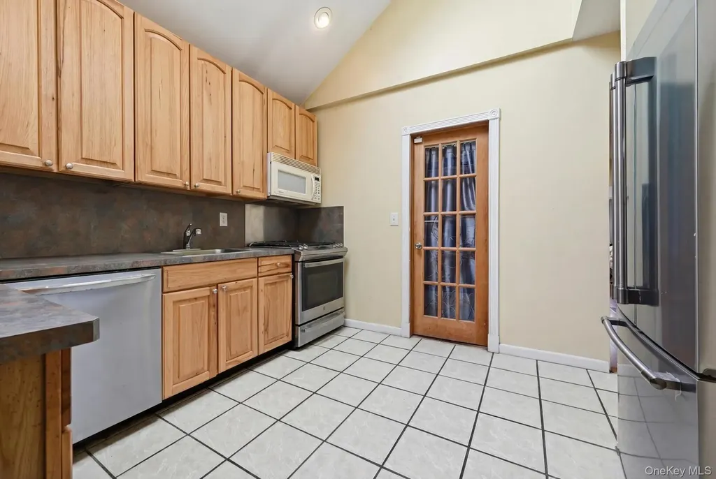 357 Kirkman Avenue Elmont NY 11003