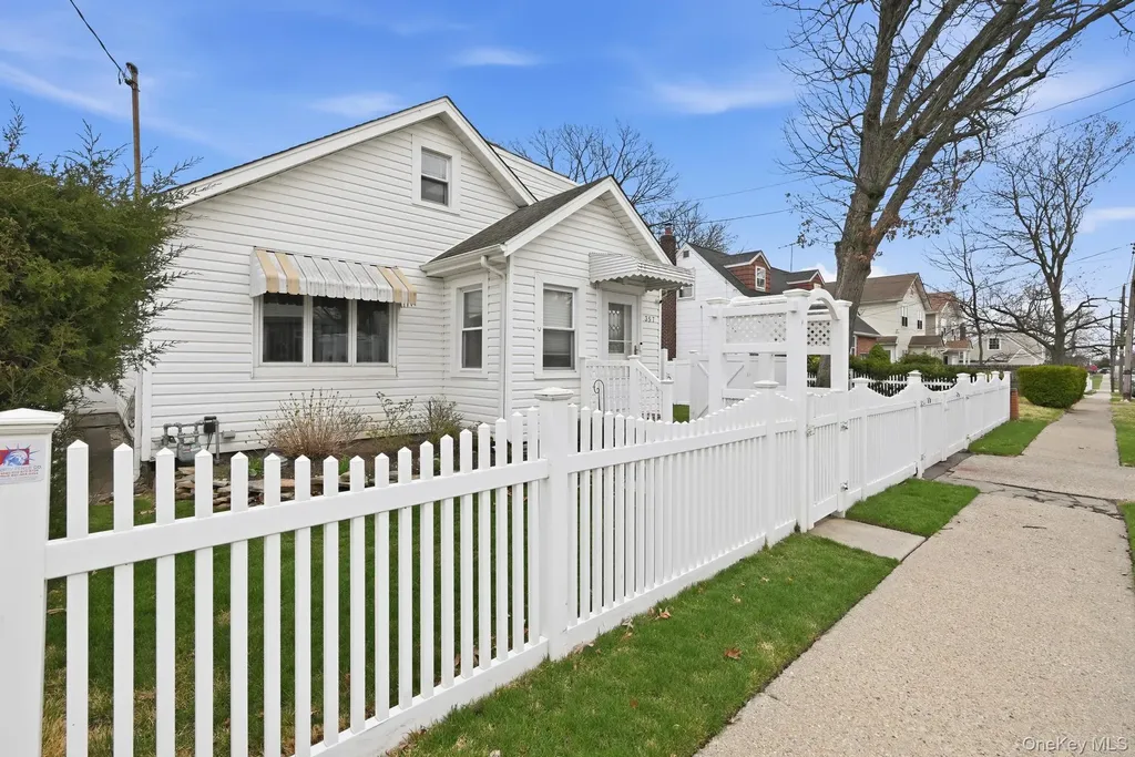 357 Kirkman Avenue Elmont NY 11003