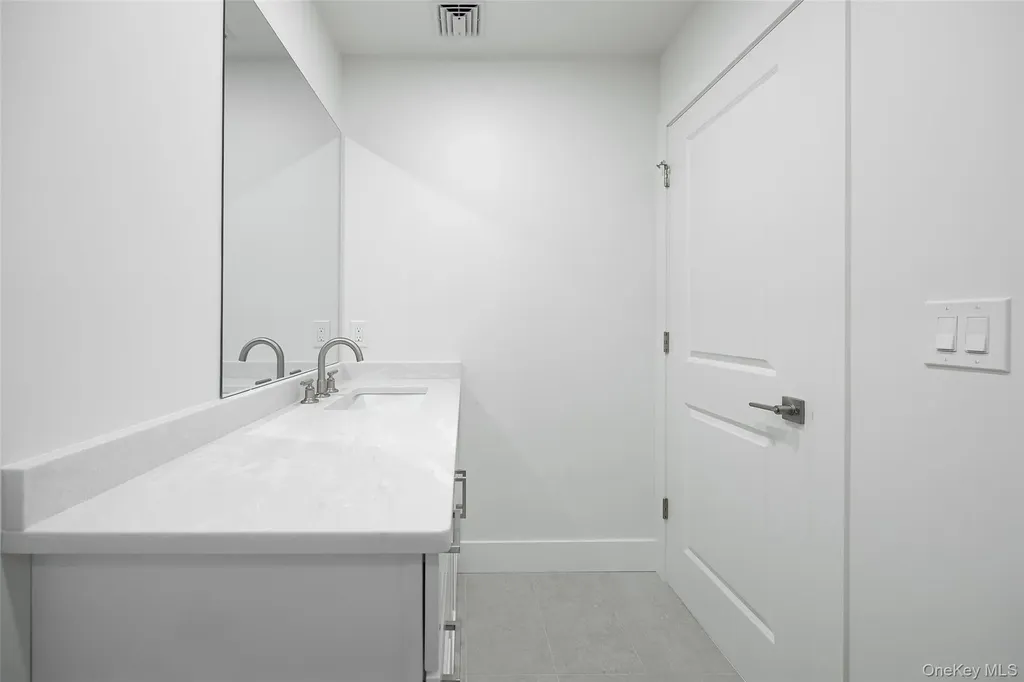 1 Dean Place Poughkeepsie NY 12601