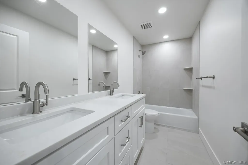 1 Dean Place Poughkeepsie NY 12601