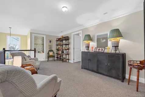 17 Deforest Drive Cortlandt Manor NY 10567