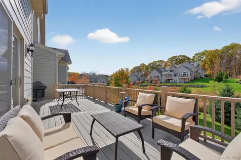 17 Deforest Drive Cortlandt Manor NY 10567