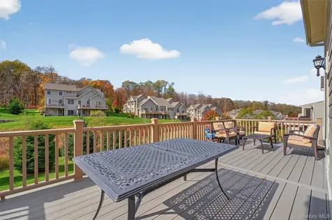 17 Deforest Drive Cortlandt Manor NY 10567