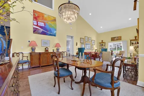 17 Deforest Drive Cortlandt Manor NY 10567