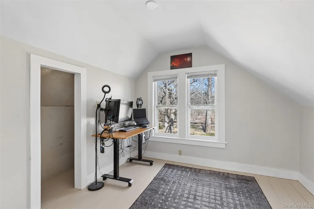 2100 Bay Avenue Mattituck NY 11952
