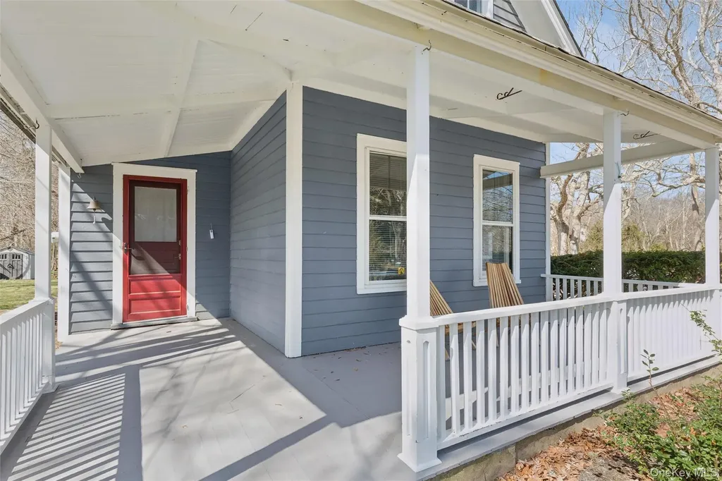 2100 Bay Avenue Mattituck NY 11952