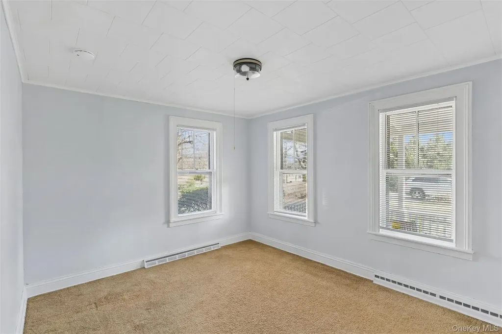 2100 Bay Avenue Mattituck NY 11952
