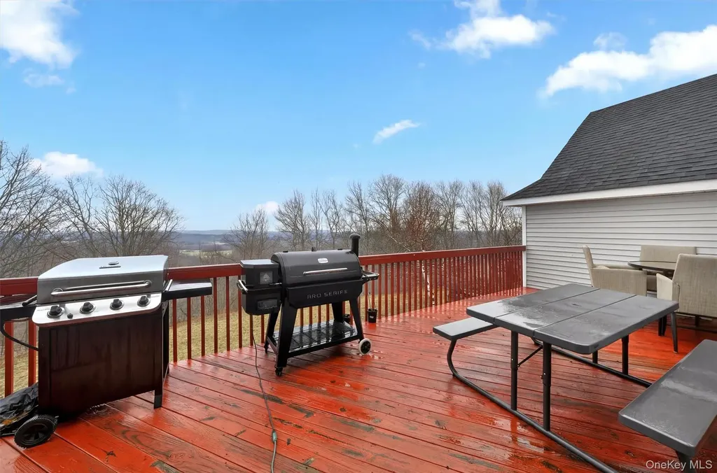 71 Eagle Crest Road Port Jervis NY 12771