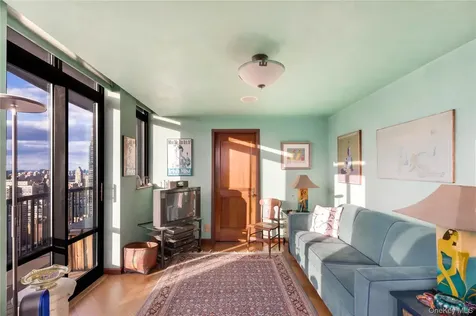 304 E 65th Street New York (manhattan) NY 10065
