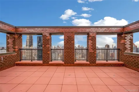 304 E 65th Street New York (manhattan) NY 10065