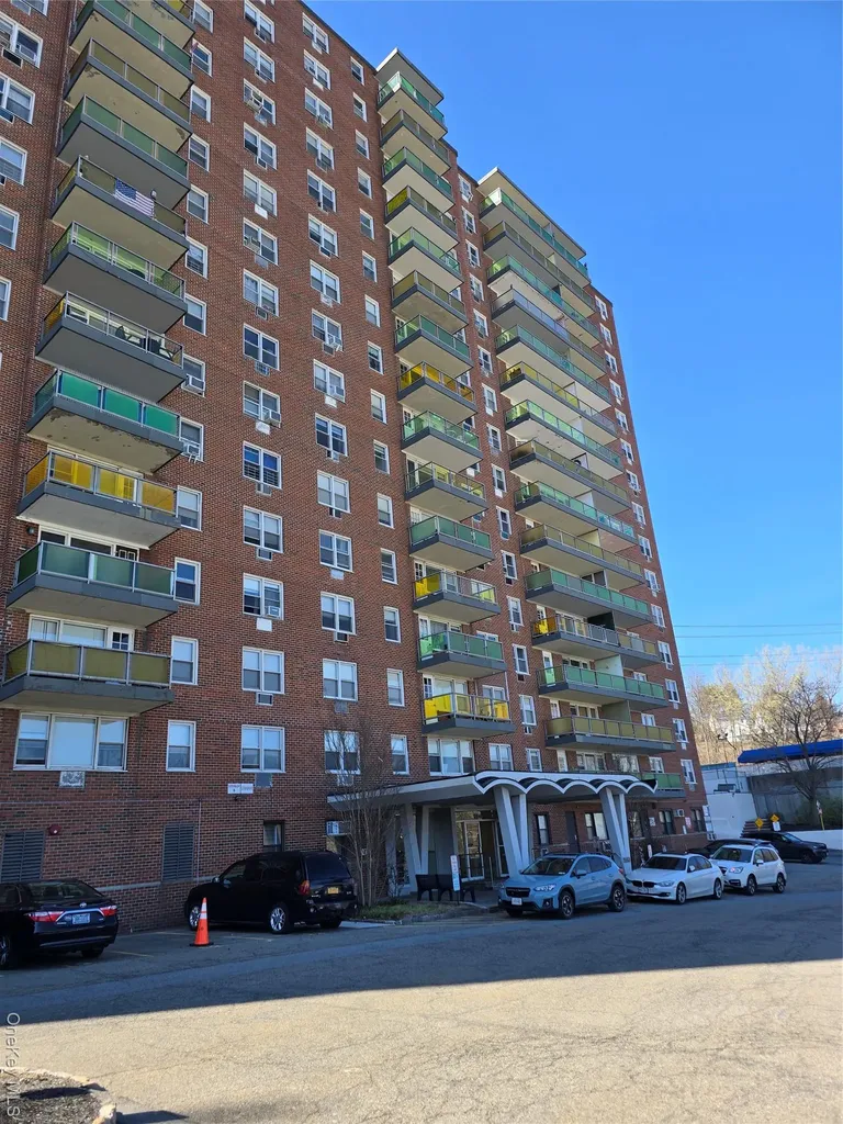1853 Central Park Avenue Yonkers NY 10710
