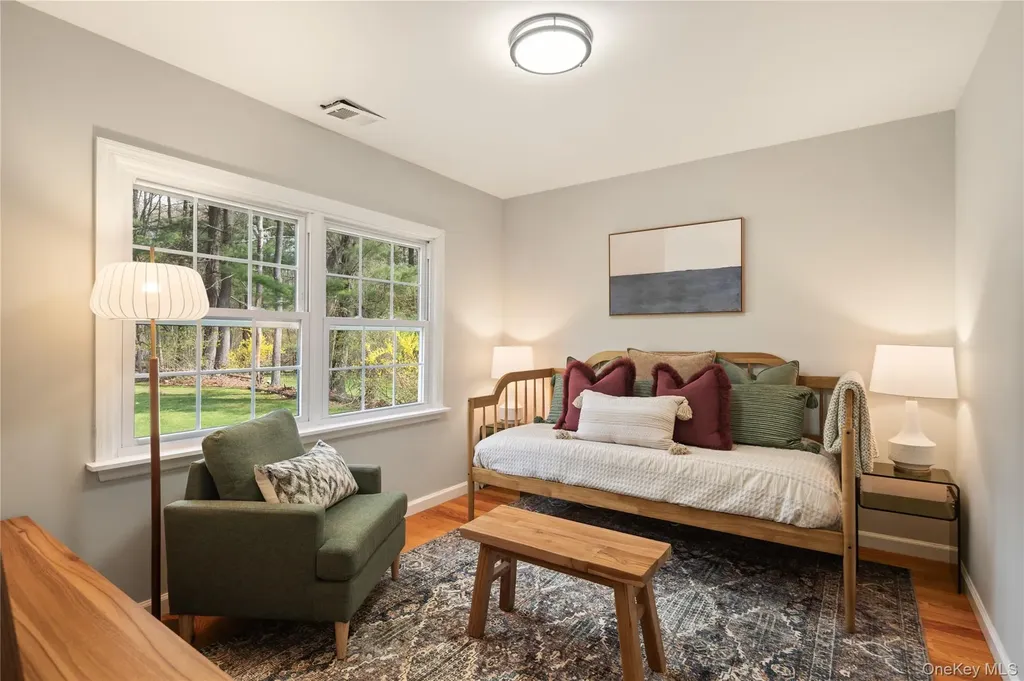 4 Richard Terrace Hartsdale NY 10530