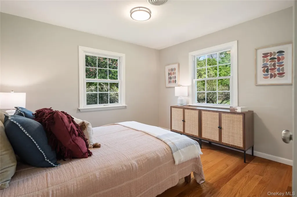 4 Richard Terrace Hartsdale NY 10530