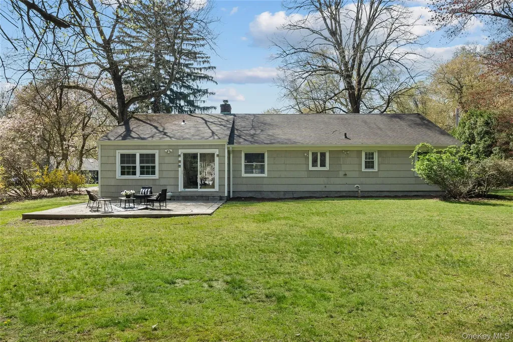 4 Richard Terrace Hartsdale NY 10530