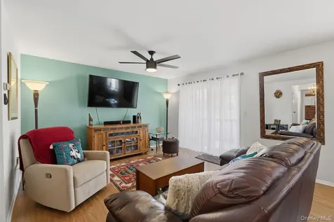 119 Village Road Yorktown Heights NY 10598