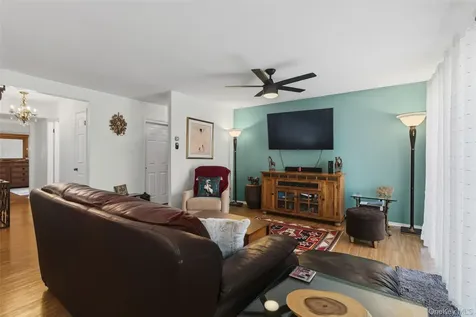 119 Village Road Yorktown Heights NY 10598