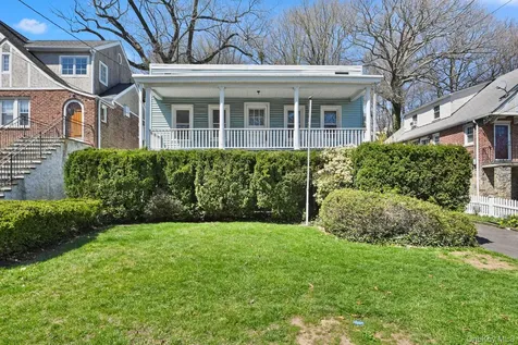50 Sherwood Drive Larchmont NY 10538