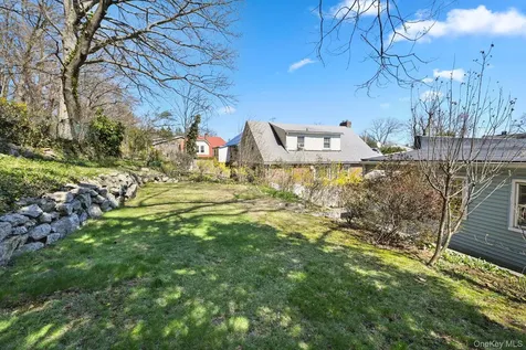 50 Sherwood Drive Larchmont NY 10538